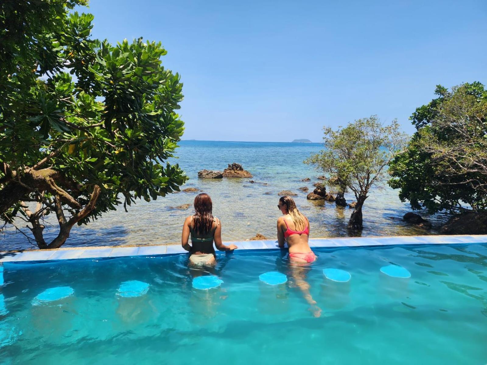Cocovana Beach Resort (Adults Only) 부수안가 외부 사진